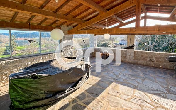 Maison à vendre    6 pièces • 170,33 m2 Banne