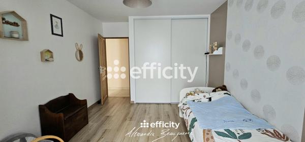 Maison 9 pièces - 280 m² Exclusivité efficity