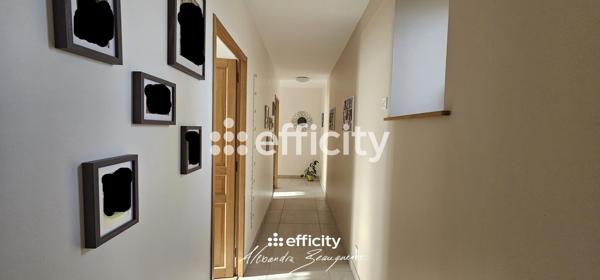 Maison 9 pièces - 280 m² Exclusivité efficity