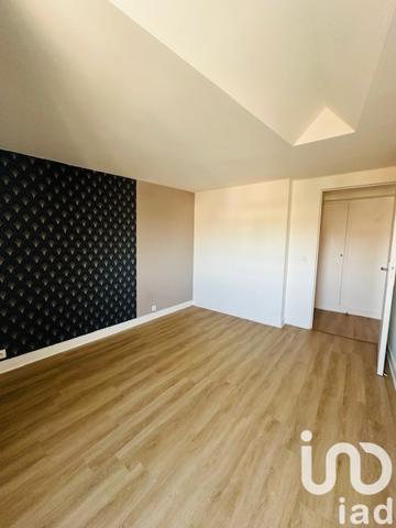 Location appartement 3 pièces 71 m² Antony