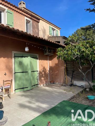 Location maison 5 pièces 99 m² Évenos