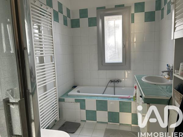 Location maison 5 pièces 99 m² Évenos