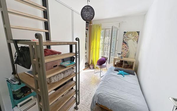 Maison à vendre    5 pièces • 105,57 m2 Avignon