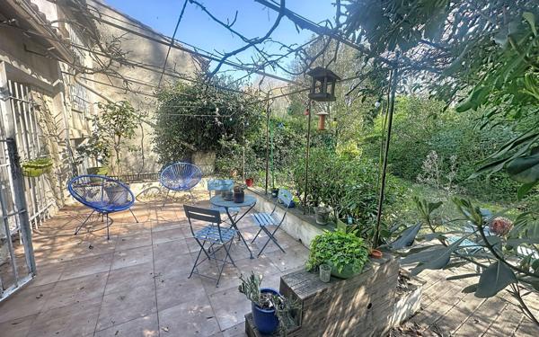 Maison à vendre    5 pièces • 105,57 m2 Avignon