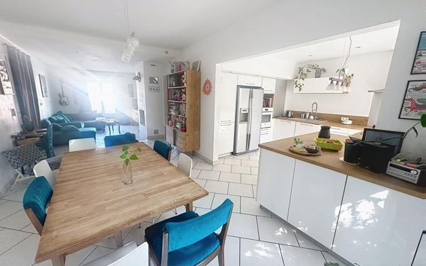 Maison à vendre    5 pièces • 105,57 m2 Avignon