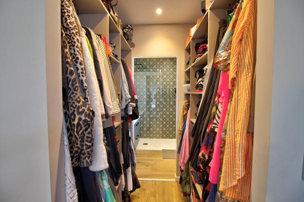 ESTILLAC - Maison récente de plain-pied lumineuse et fonctionnelle de 104 m² avec garage et jardin dans un environnement calme.