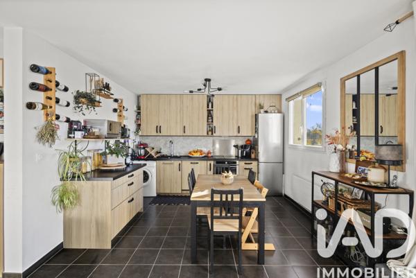 Appartement à vendre 3 pièces 59 m² Fuveau
