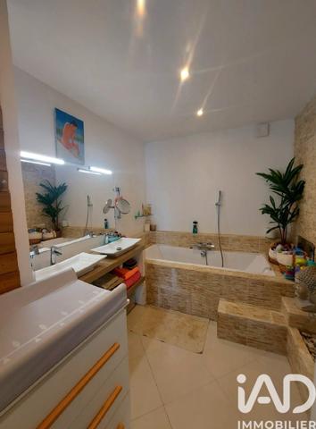 Appartement à vendre 4 pièces 88 m² Berre-les-Alpes