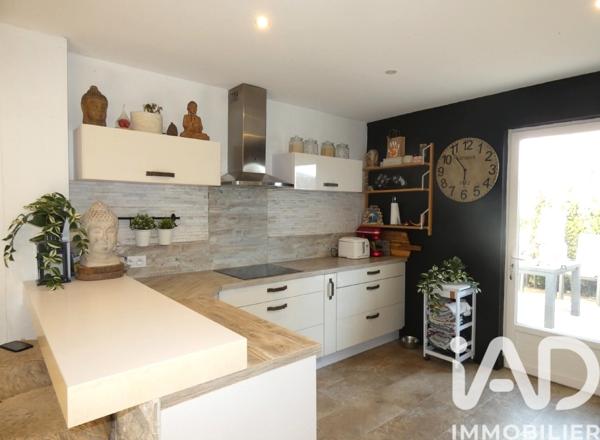 Appartement à vendre 4 pièces 88 m² Berre-les-Alpes