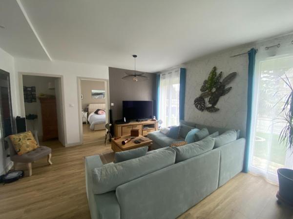 Maison de 86 m², plain pied, 3 chs, terrain 818 m², 5 mins d'Athis de l'Orne