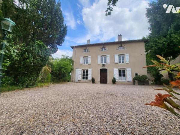 BELLE MAISON DE MAITRE SUR PARC ARBORE