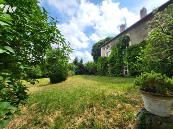 BELLE MAISON DE MAITRE SUR PARC ARBORE