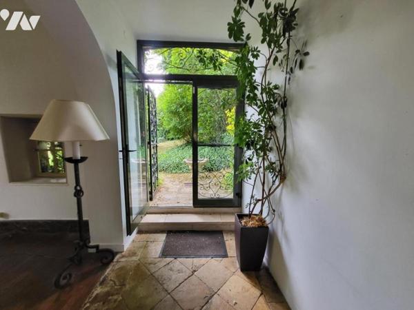 BELLE MAISON DE MAITRE SUR PARC ARBORE