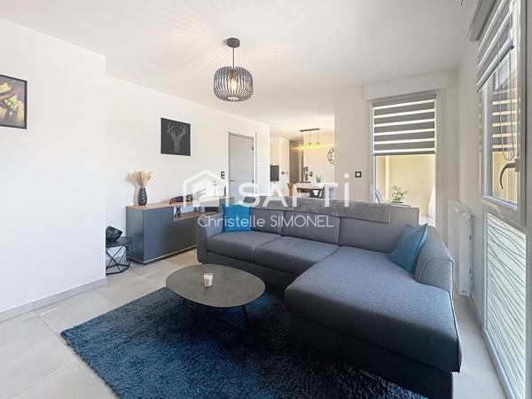 SUPERBE T2 RÉCENT AVEC LOGGIA, CELLIER ET PARKING – PRESTATIONS PREMIUM