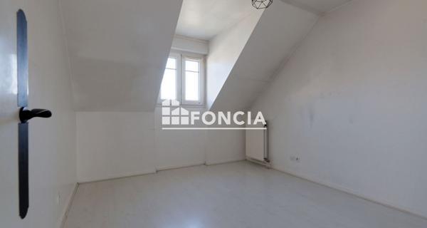 À vendre Maison 5 pièces 125.65 m² - Pringy 77310