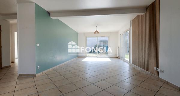 À vendre Maison 5 pièces 125.65 m² - Pringy 77310