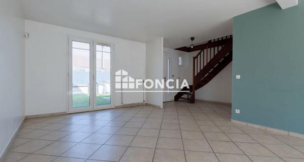 À vendre Maison 5 pièces 125.65 m² - Pringy 77310