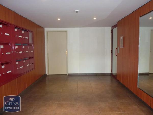 Appartement à louer 2 pièces 45.14m² Yvetot (76190)