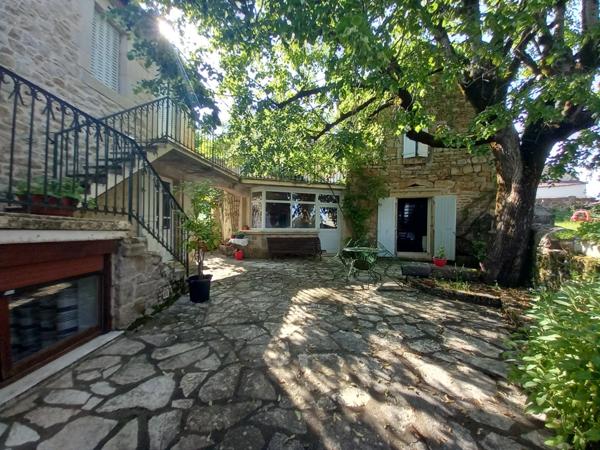 Ensemble de 2 Maisons 190 M2