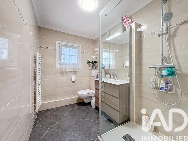 Maison à vendre 6 pièces 123 m² Ris-Orangis