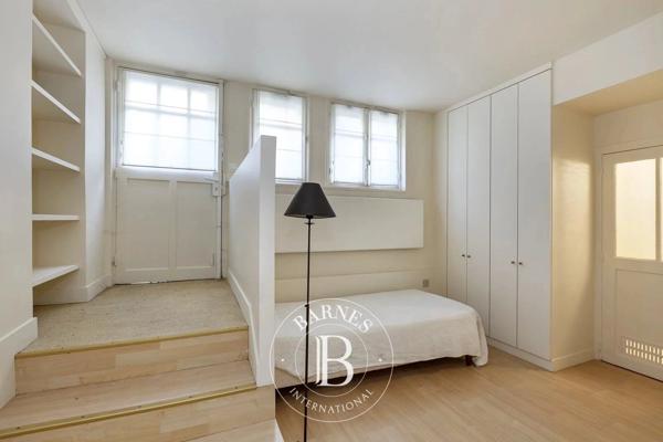 Neuilly-sur-Seine, Hôtel particulier 5 Chambres -  280 m² à vendre