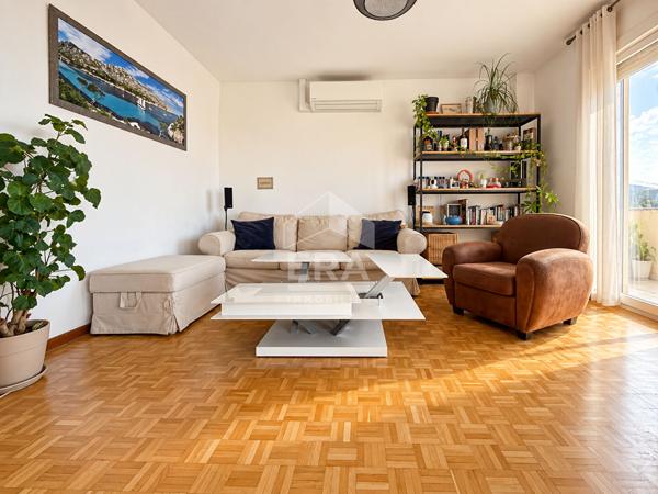 A vendre appartement Type 3 de 67m2 à Marseille 13009 exterieur parking