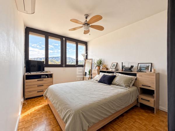 A vendre appartement Type 3 de 67m2 à Marseille 13009 exterieur parking