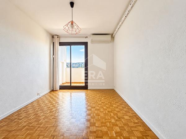 A vendre appartement Type 3 de 67m2 à Marseille 13009 exterieur parking