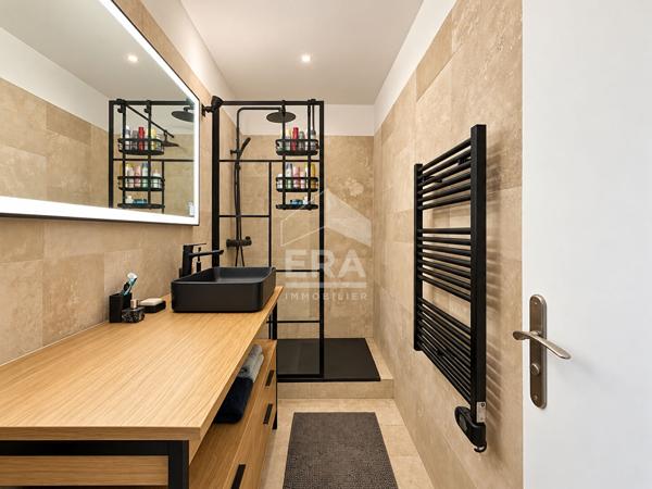 A vendre appartement Type 3 de 67m2 à Marseille 13009 exterieur parking