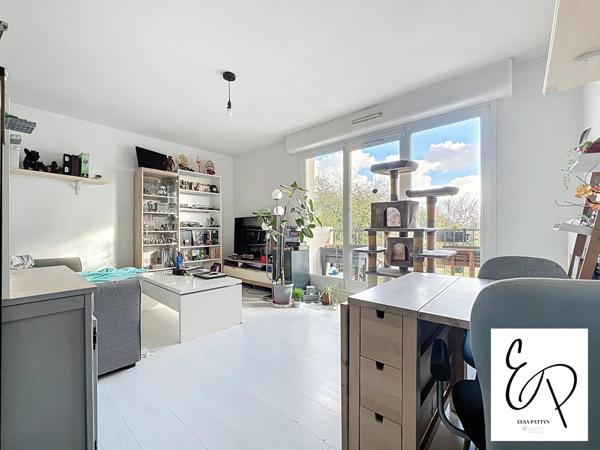 À vendre – Appartement 2 pièces vendu loué – Quartier Sainte Thérèse à Caen