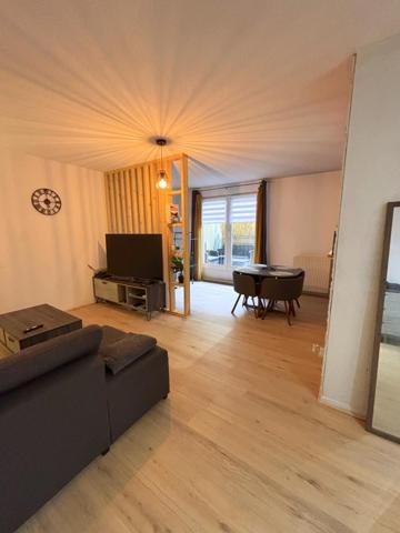 T2 avec loggia, cave et parking - Billère