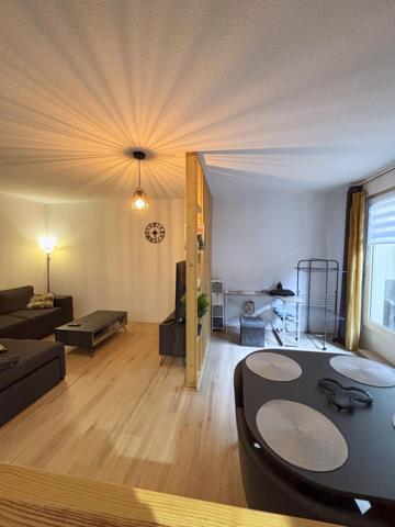 T2 avec loggia, cave et parking - Billère