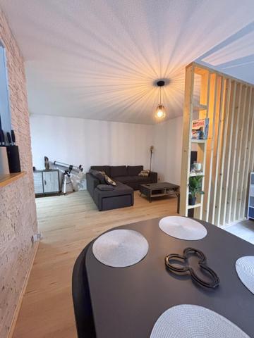 T2 avec loggia, cave et parking - Billère