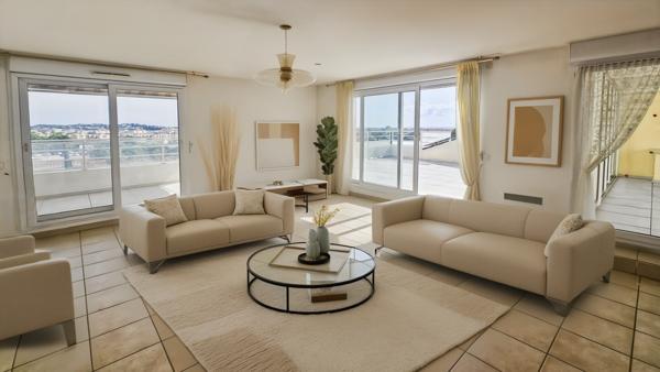 Fréjus (83600) A VENDRE, FREJUS Appartement 4 pièces 97 m²+ véranda et terrasses pour 96 m² +grand garage + place de parking