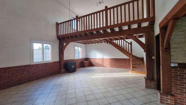 Maison à vendre à Louviers - 5 pièces avec piscine et garage