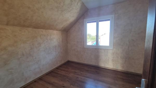 Maison à vendre à Louviers - 5 pièces avec piscine et garage