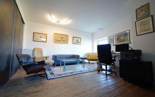 Maison à vendre    18 pièces • 6 m2 Pauligne