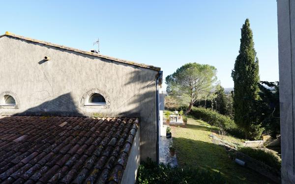 Maison à vendre    18 pièces • 6 m2 Pauligne