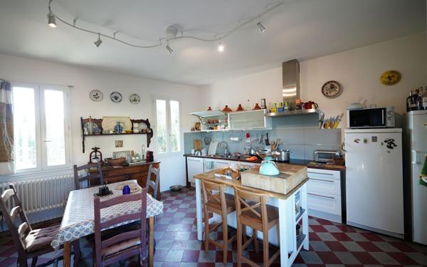 Maison à vendre    18 pièces • 6 m2 Pauligne