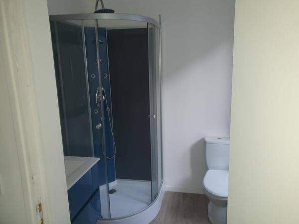 immeuble de 240 m2 avec commerce