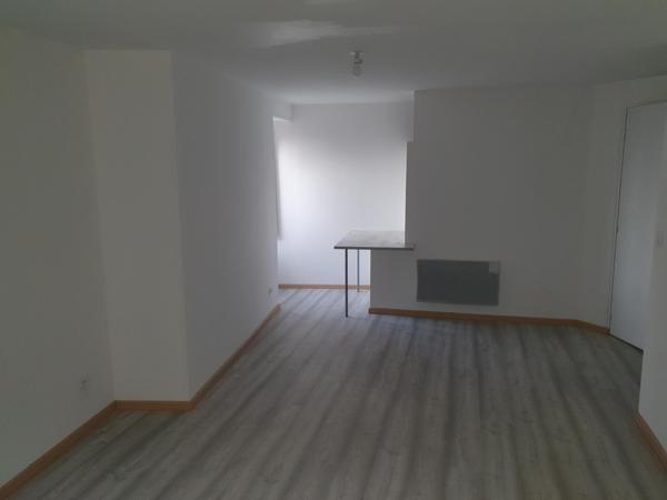 immeuble de 240 m2 avec commerce