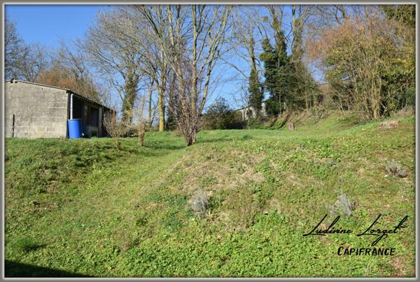 Maison à vendre 4 pièces de plain-pied Hameau de NEUILLY SAINT FRONT (02) - 86m2 habitables - 3 chambres- sous sol - Terrain 900m2 à la campagne