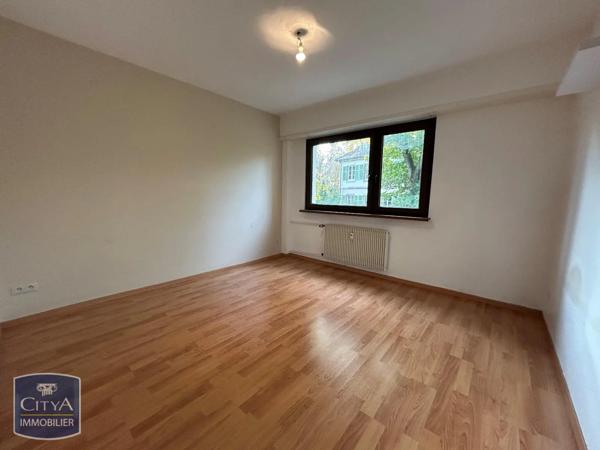Appartement à louer 2 pièces 56m²