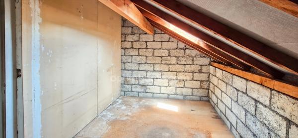 90160 PEROUSE – MAISON PLAIN PIED – 5 PIÈCES – 4 CHAMBRES – TERRASSE – DEPENDANCE 60M² – VUE DEGAGÉE