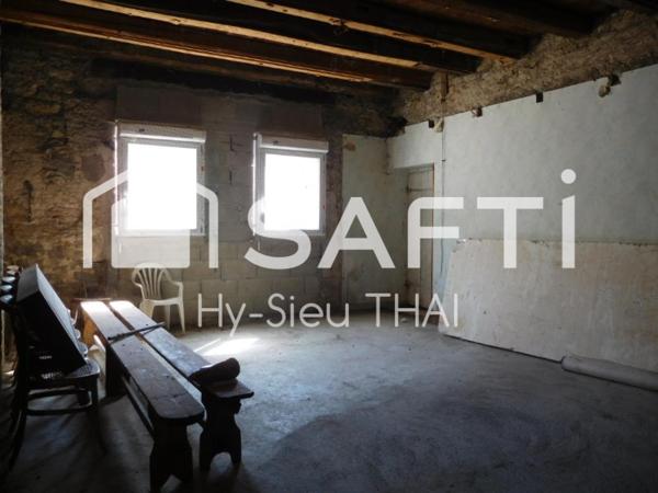SPECIAL INVESTISSEURS avec 600 m2 à aménager, à THOIRETTE-COISIA (39240)