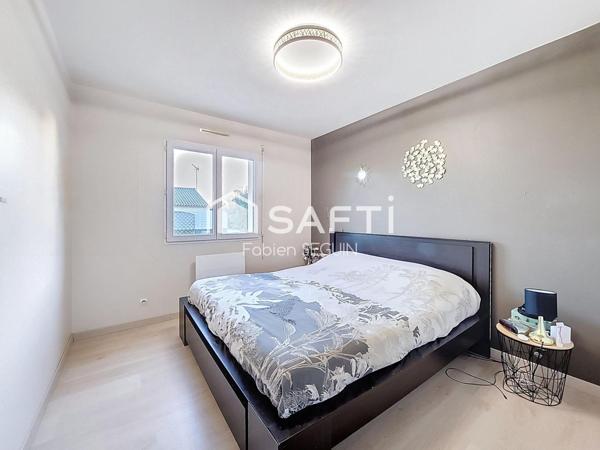 Pavillon de plain-pied de 106 m2 habitable, parfaitement entretenu, lumineux et idéalement localisé