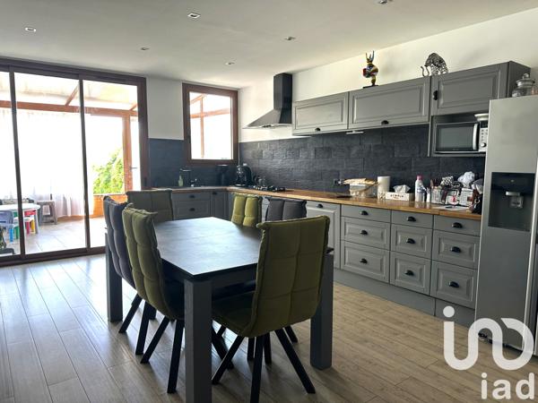 House for sale 5 rooms 130 m² Rosny-sous-Bois