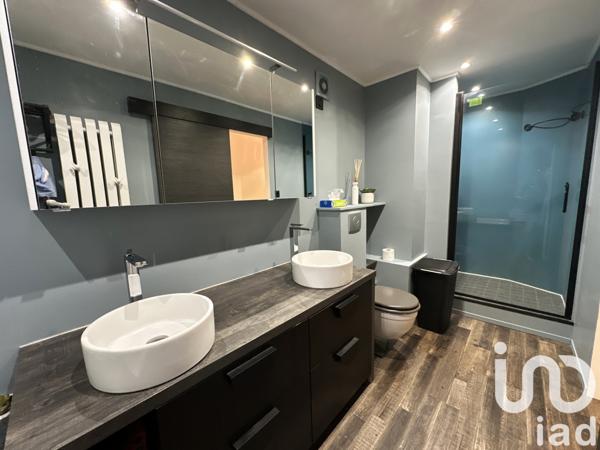 House for sale 5 rooms 130 m² Rosny-sous-Bois