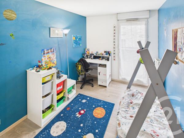 Appartement T4 à vendre  4 pièces - 76 m2 TRAPPES - 78