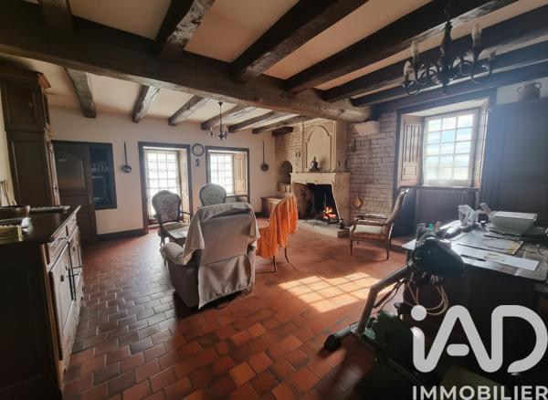 Maison à vendre 6 pièces 254 m² Melle